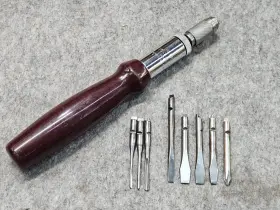64025 Klein Tools Vintage Inc. Usa Push Drill No.64025 With 8 Bits